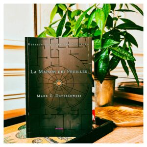 Lire La Maison des feuilles