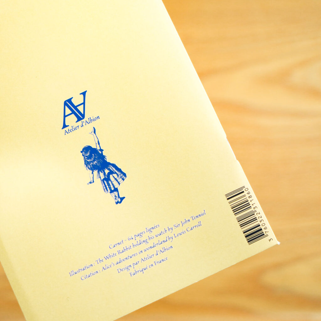 Alice Carnet Rabbit and clock - dos